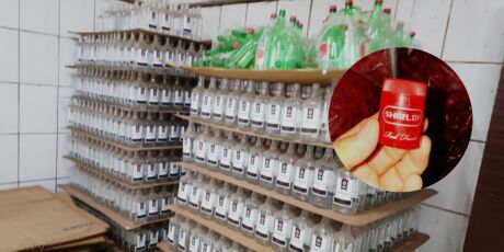 Funcion&aacute;ria de f&aacute;brica clandestina diz que era respons&aacute;vel por fazer bebidas