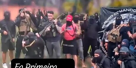 Da Bol&iacute;via, c&uacute;pula do PCC declara guerra ao lado de procurado pela Interpol