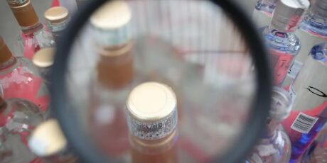 Brasil chega a 16 mortes confirmadas de intoxica&ccedil;&atilde;o por metanol