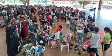 Evento re&uacute;ne 50 brech&oacute;s com 15 mil itens a partir de R$ 2,00