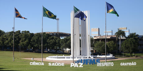 UFMS 2026: "Os impactos da conectividade na convivência social" é o tema da redação