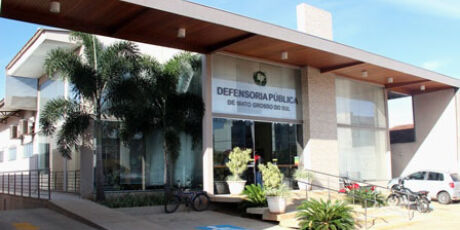 Condenação de quase 10 anos é anulada por falha em reconhecimento fotográfico