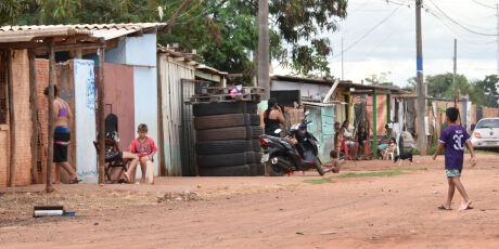 MS tem 16,2 mil pessoas morando em favelas, demonstra IBGE