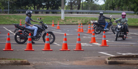 Queda no custo da CNH deve reduzir desabilitados, diz Detran