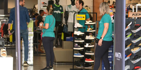 Trabalhadores do comércio e serviços em MS terão reajuste de até 11,6% no salário