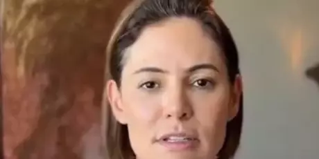 Michelle destaca visita da filha a Jair Bolsonaro na v&eacute;spera de Natal
