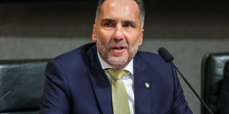 Secret&aacute;rio do governo Lula critica novo texto de projeto Antifac&ccedil;&atilde;o