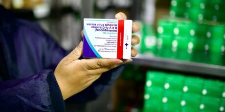 Vacina contra o v&iacute;rus da bronqueolite chega em MS nesta quarta-feira