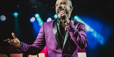 Alexandre Pires traz show da nova turnê para Campo Grande em 2026