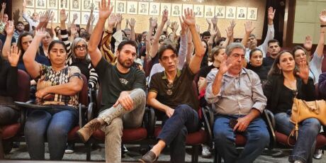 Em estado de greve, dentistas aceitam negociar apenas vale-alimentação com prefeitura