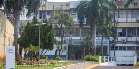 Mais de um ter&ccedil;o das prefeituras de MS fecha o ano em atraso com fornecedores