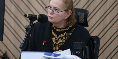 'OAB Que se dane', diz ju&iacute;za que expulsou advogados de sess&atilde;o