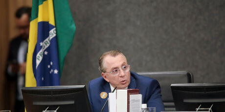 CNJ proíbe juiz coach e limita participação em eventos e cursos