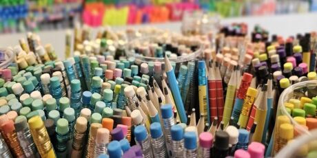 Materiais escolares tem varia&ccedil;&atilde;o de pre&ccedil;o de mais de 300% em Campo Grande