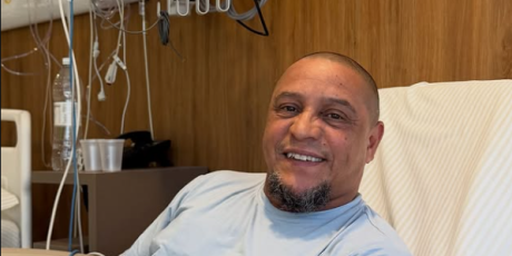 Roberto Carlos se pronuncia ap&oacute;s passar por cirurgia no cora&ccedil;&atilde;o: 'N&atilde;o tive ataque card&iacute;aco'