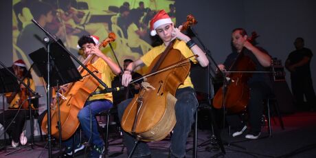 Cantata de Natal da Funda&ccedil;&atilde;o Barbosa Rodrigues lota audit&oacute;rio do Insted