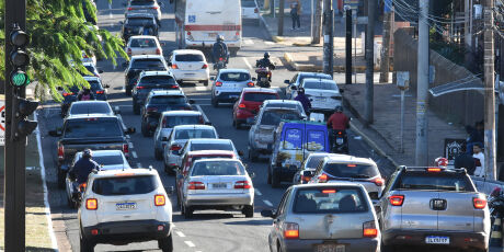 Motoristas t&ecirc;m at&eacute; hoje para pagar IPVA com desconto 