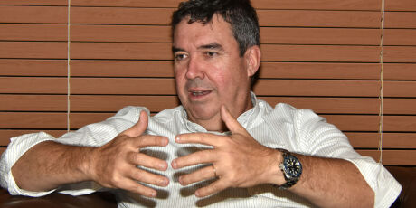 Ap&oacute;s f&eacute;rias, Riedel reassume governo de MS em ano eleitoral