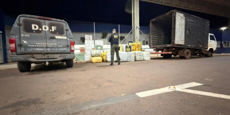 DOF apreende mais de R$ 1 milh&atilde;o em cigarros e mercadorias contrabandeadas