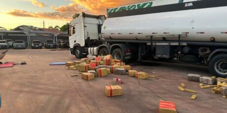 PF apreende carreta com 8 toneladas de drogas em MS