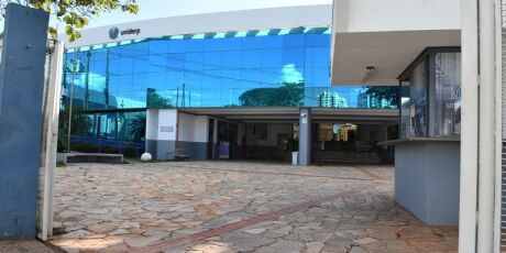 Nota baixa de faculdades particulares de Medicina em MS "acende alerta", diz Conselho