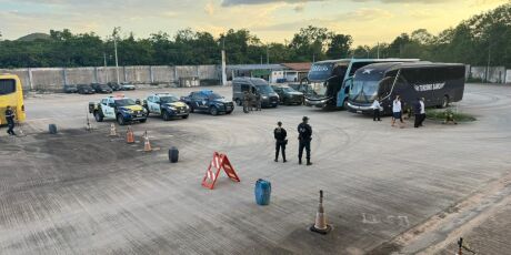 Pol&iacute;cia apreende R$ 1,5 milh&atilde;o em coca&iacute;na envolvendo "mulas do tr&aacute;fico"