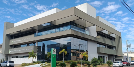 Licita&ccedil;&atilde;o da Defensoria que previa R$ 800 mil para compra de TVs e computadores &eacute; suspensa