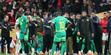 Marrocos e Senegal s&atilde;o punidos em R$ 5,8 milh&otilde;es por incidentes na final da Copa Africana