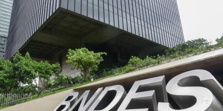 BNDES aprova R$ 7,5 bilh&otilde;es para renegocia&ccedil;&otilde;es de d&iacute;vidas de produtores rurais