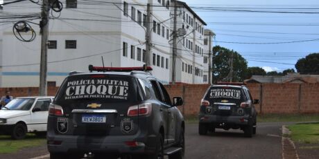 Suspeito de tr&aacute;fico de drogas &eacute; morto pelo Batalh&atilde;o de Choque dentro de condom&iacute;nio