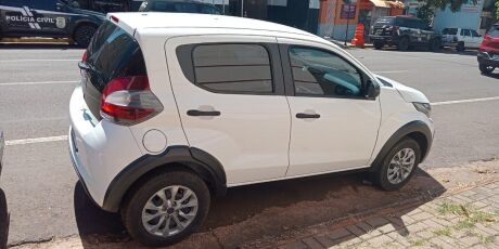 Homem que furtou objetos de ve&iacute;culo com bloqueador de sinal &eacute; preso em Campo Grande 