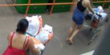 Criminosas furtam R$ 35 mil em mercadorias de rede de atacado e varejista