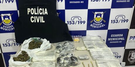 Homem &eacute; pego embarcando em &ocirc;nibus com R$ 200 mil em drogas para SP