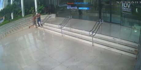 Preso por deixar homem cego se envolve em briga dentro de cela em Campo Grande 