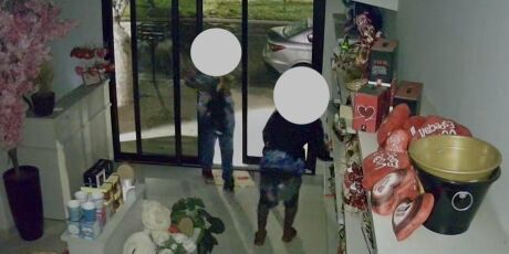 Dupla invade floricultura e come chocolates furtados em MS