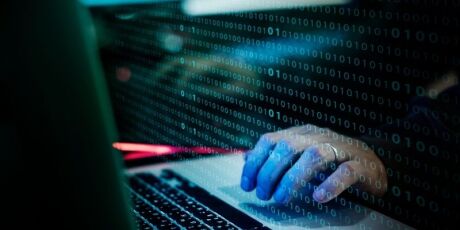 Mulher &eacute; presa por divulgar nudes de procurador do MPMS