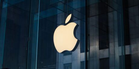 Apple far&aacute; evento em mar&ccedil;o que pode apresentar iPhone 17e, novo iPad e MacBook de 'baixo custo'