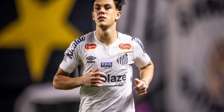 Santos acerta o empr&eacute;stimo de JP Chermont ao Coritiba, mesmo com Igor Vin&iacute;cius podendo sair