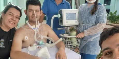 Tetrapl&eacute;gico de MS recupera movimentos ap&oacute;s receber prote&iacute;na