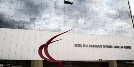 OAB cita "natureza perp&eacute;tua" e pede fim de inqu&eacute;rito das fake news