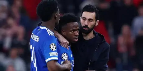 Vini Jr marca gola&ccedil;o e denuncia caso de racismo na Liga dos Campe&otilde;es