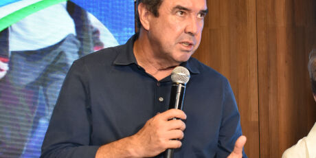 Riedel confirma ades&atilde;o a proposta da Uni&atilde;o para conter alta do diesel