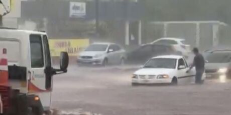 Chuva acima de 120 mm alaga bairros e com&eacute;rcios em MS