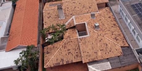 Palco de assassinato, mans&atilde;o de Bernal &eacute; alvo de pol&ecirc;micas h&aacute; uma d&eacute;cada