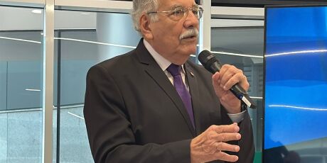 Deputado de MS quer vetar a abertura de novos cursos de Medicina por 5 anos