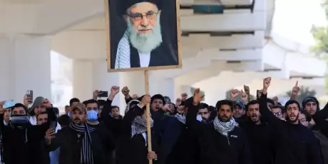 Derrubar Ir&atilde; busca deter China e projetar Israel, dizem analistas