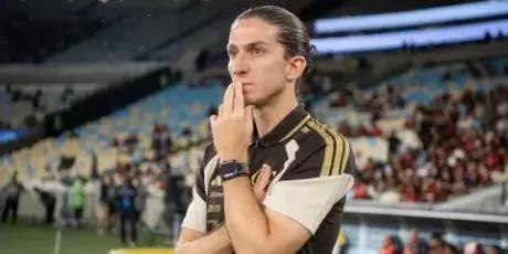 Filipe Lu&iacute;s &eacute; demitido pelo Flamengo ap&oacute;s 8 a 0 sobre o Madureira 