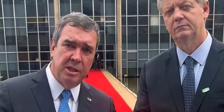 Riedel discute fortalecimento dos la&ccedil;os econ&ocirc;micos com Lula e presidente da Bol&iacute;via