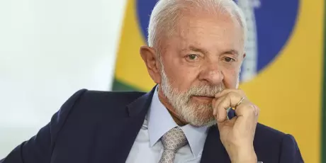 Lula sanciona lei antifac&ccedil;&atilde;o sem vetos pol&ecirc;micos, como proibi&ccedil;&atilde;o de voto e de aux&iacute;lio-reclus&atilde;o
