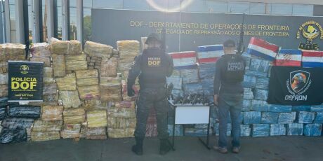 Opera&ccedil;&atilde;o desmantela acampamento clandestino com 4 toneladas de maconha em MS